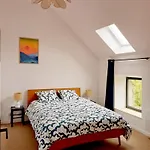 Casa de Férias La Garenciere - Gites, Salle De Jeux, Piscine Et Animaux *