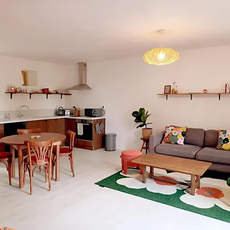 بيت للعطل La Garenciere - Gites, Salle De Jeux, Piscine Et Animaux Champfleur (Sarthe)