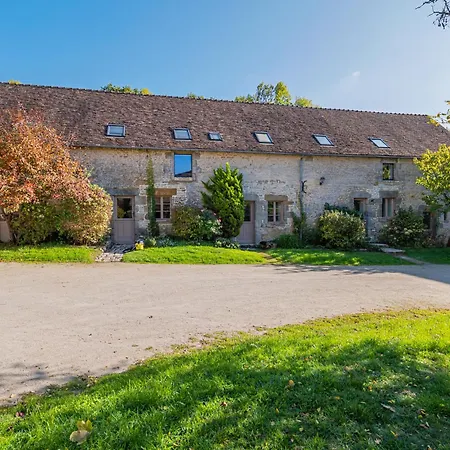 La Garenciere - Gites, Salle De Jeux, Piscine Et Animaux * Champfleur (Sarthe)