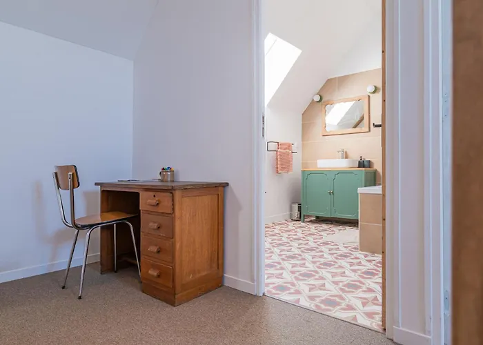 Holiday home La Garenciere - Gites, Salle De Jeux, Piscine Et Animaux